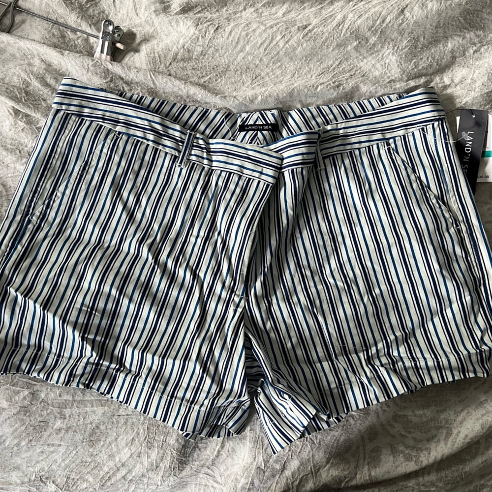 Stripped shorts